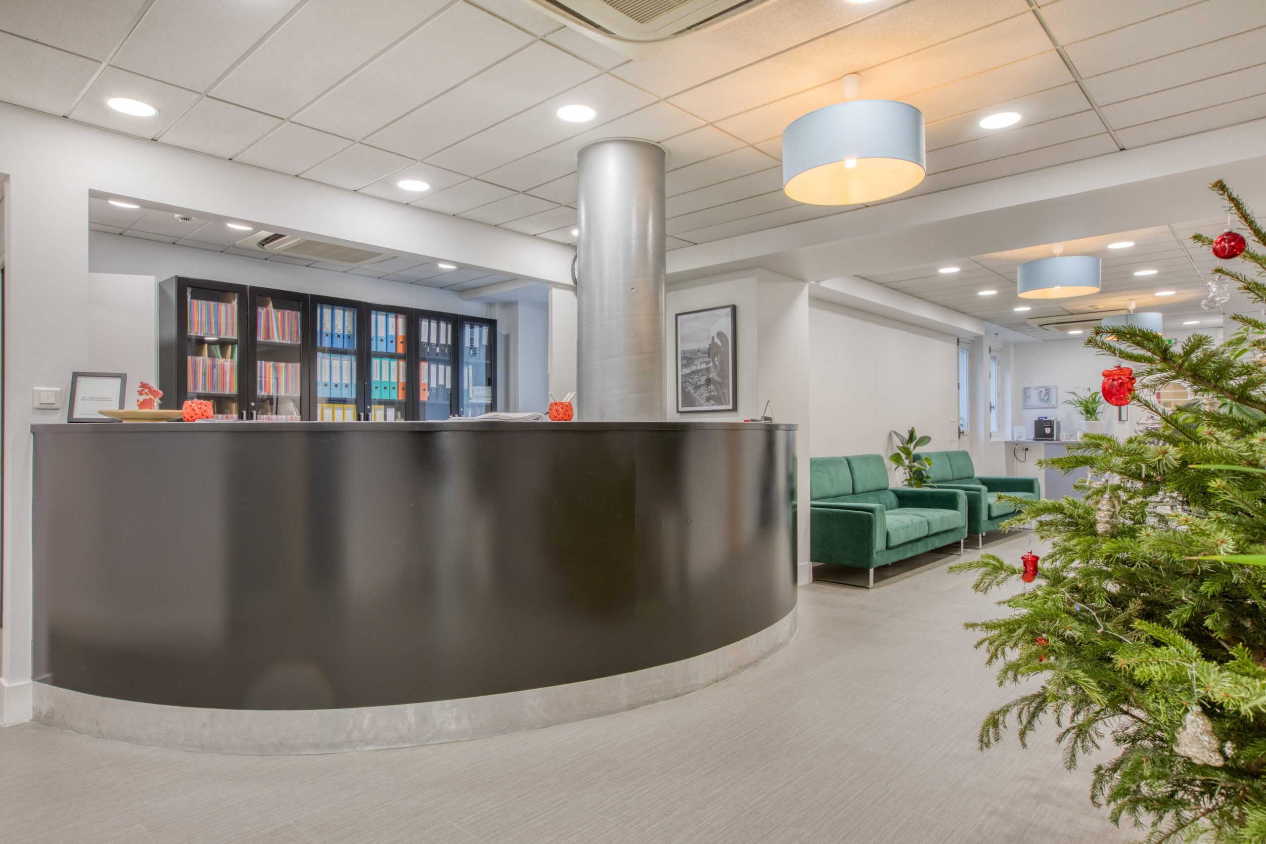 Intérieur des bureaux du cabinet d’avocat, Paris
